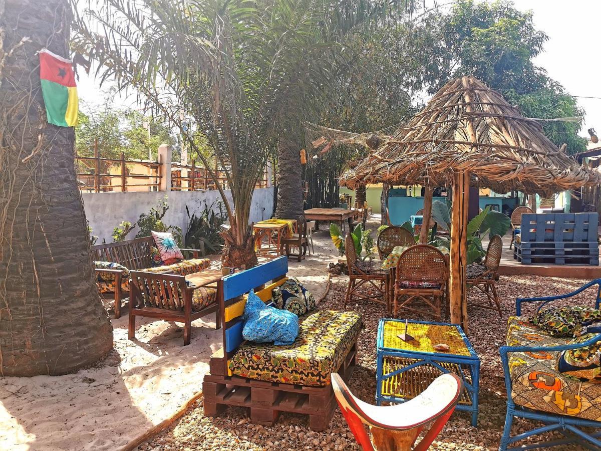 Mango Lodge Bubaque Buitenkant foto