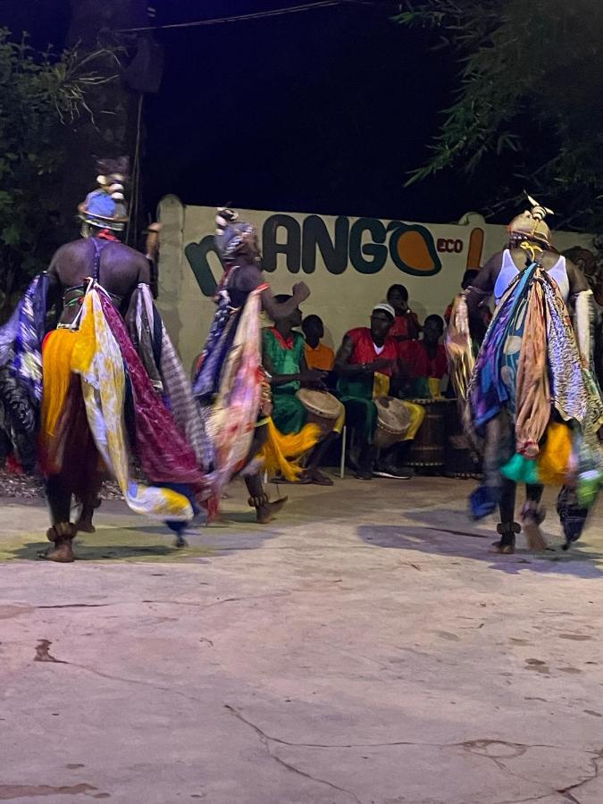 Mango Lodge Bubaque Buitenkant foto